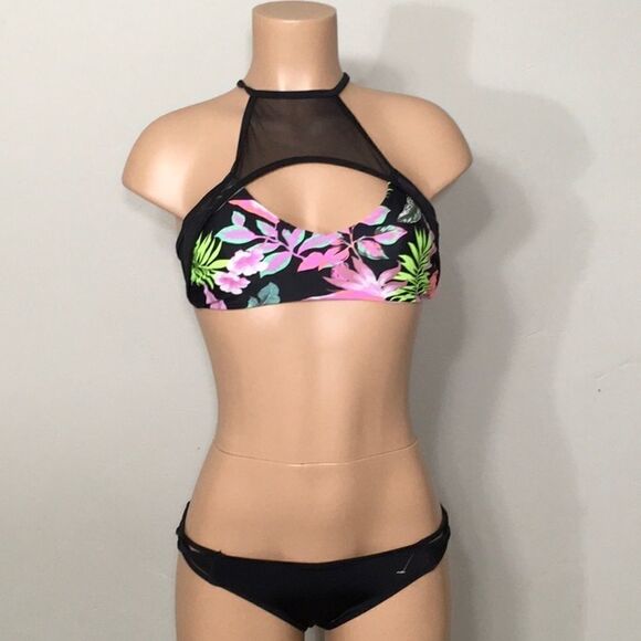 New Floral and netting bikini set. NWOT - Picture 1 of 5